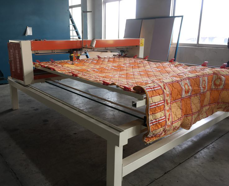 Chinese importers Single Needle Moving automatic bed cover quilting machine