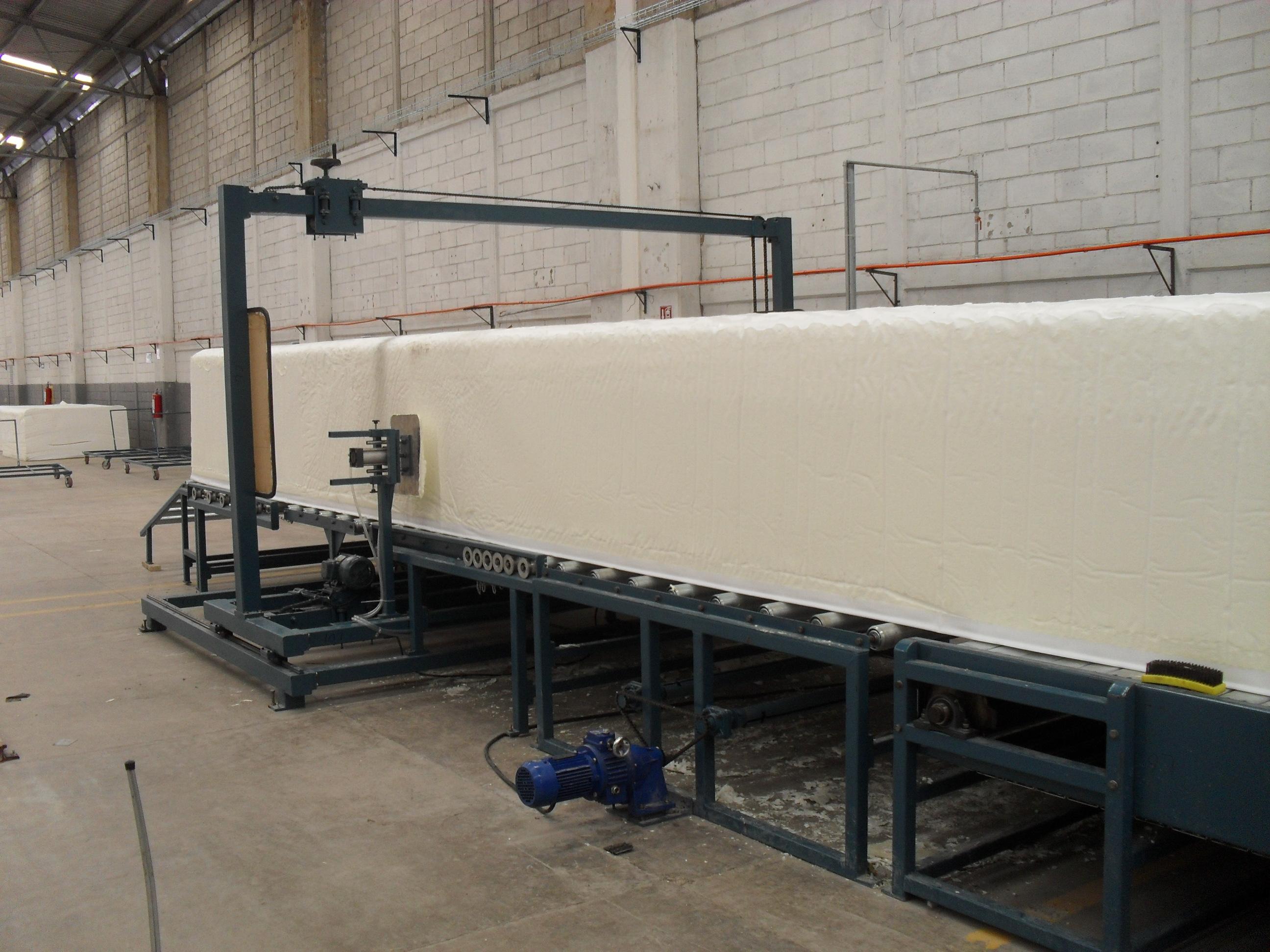 2020 hot sale CNC Sponge Continuous Production Line Automatic Horizontal Foaming Machine for mattress making