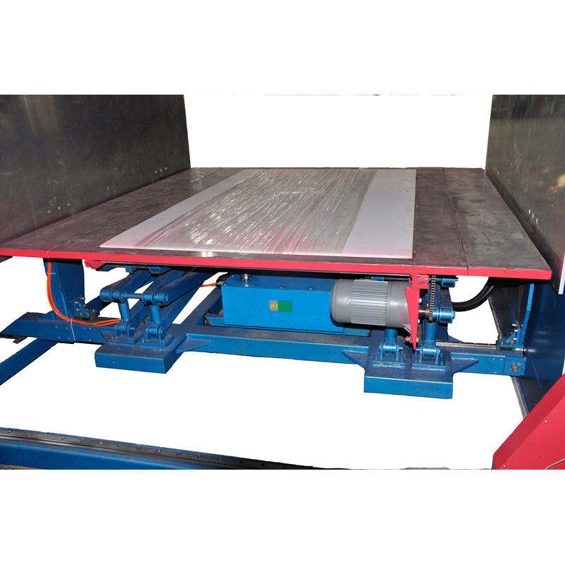 High demand products in europe auto vacuum forming machine with top pressing device