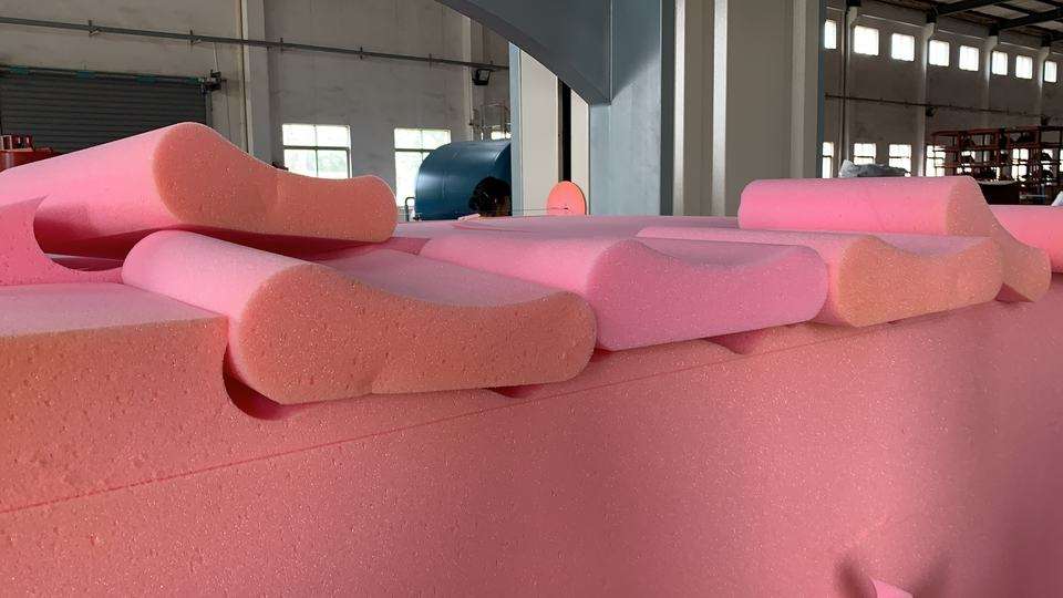 2023The most advanced horizon/ vertical eva polyurethane waste sponge memory automatic foam cutting machine Manufacturer