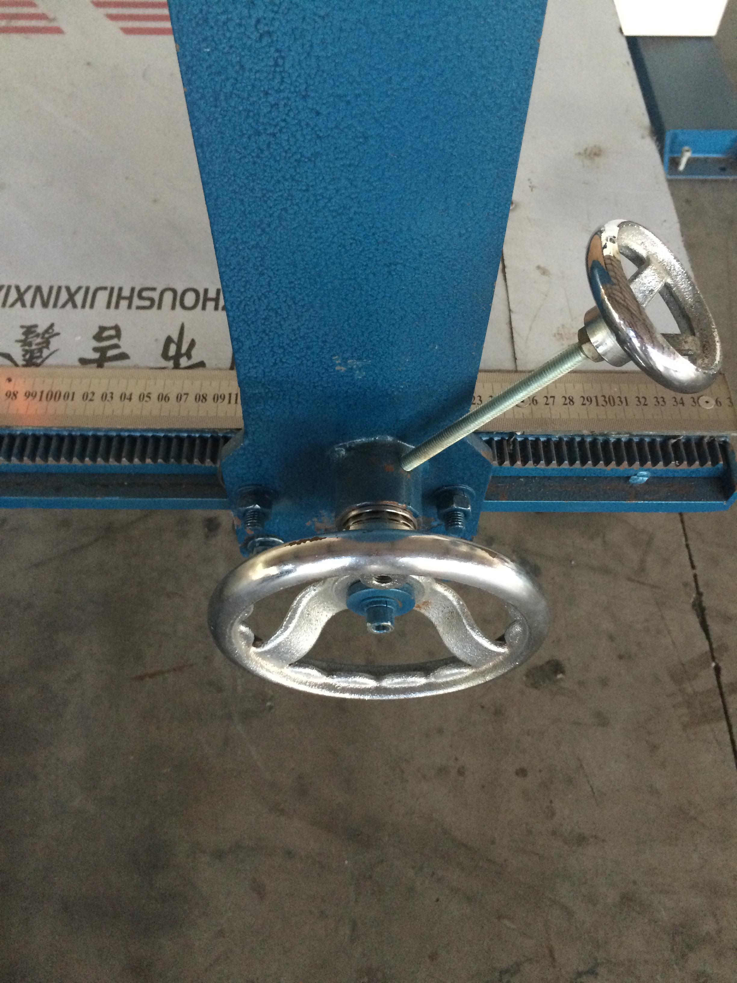 PU Foam Sponge Vertical Cutter