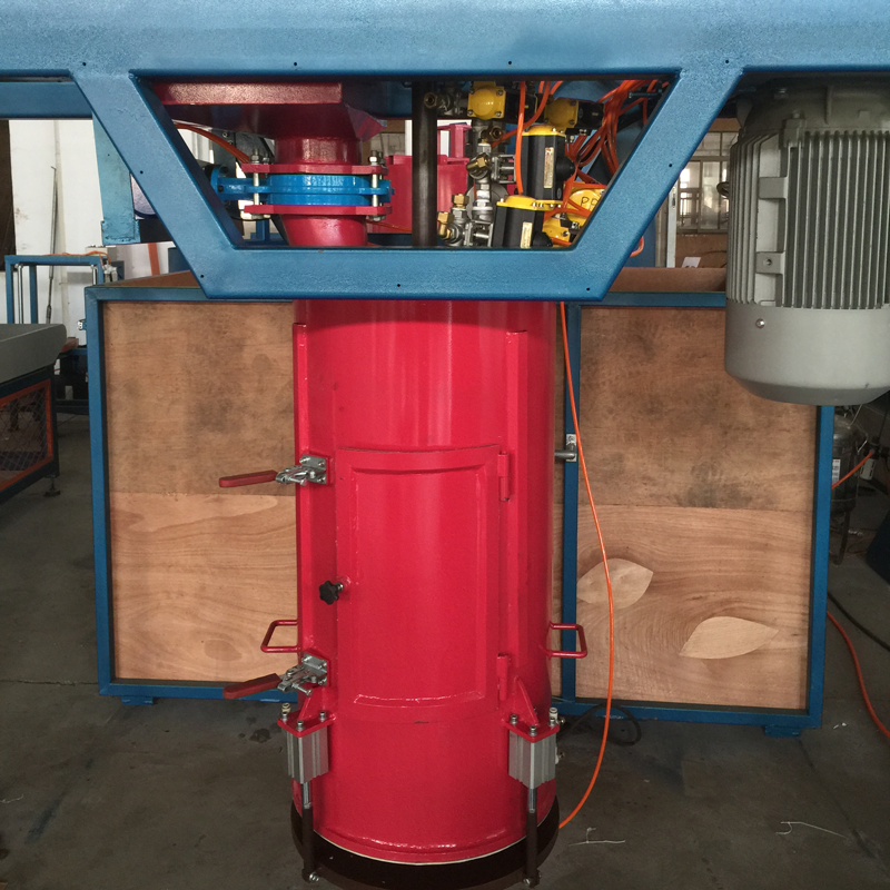 China bulk site mixing feeding self-cleaning pu foam sheet making machine