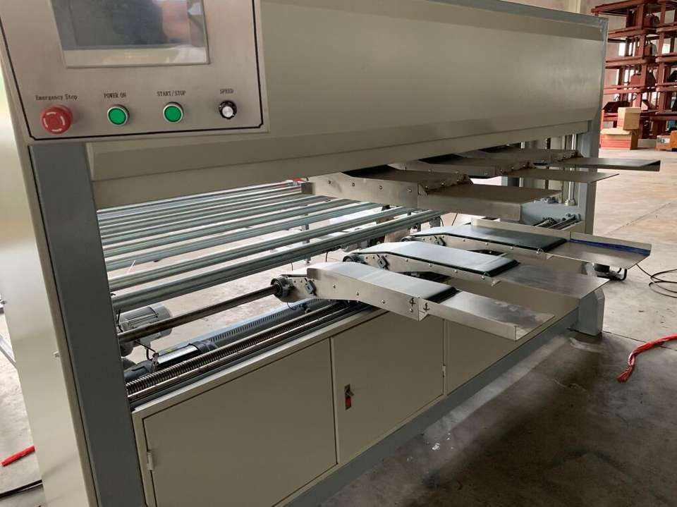 Eco friendly products wholesale mattress covering machine with touch panel