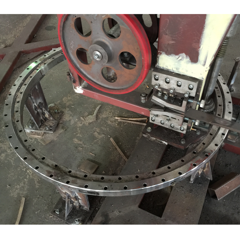 vertical cutting machine foam