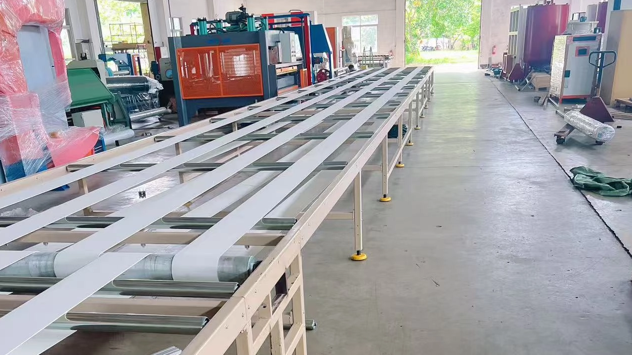 Foam Conveying Machine